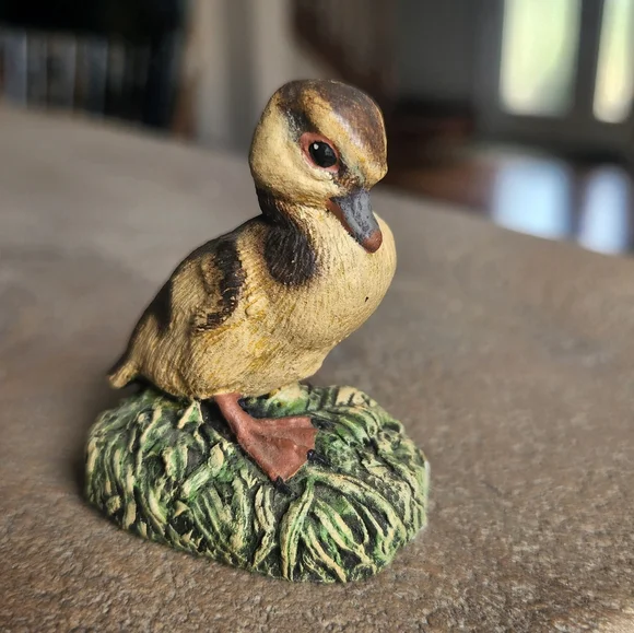 1978 Mallard Duckling Figurine by Herman L. Deaton – Bronze Menagerie Creative - Picture 1 of 8